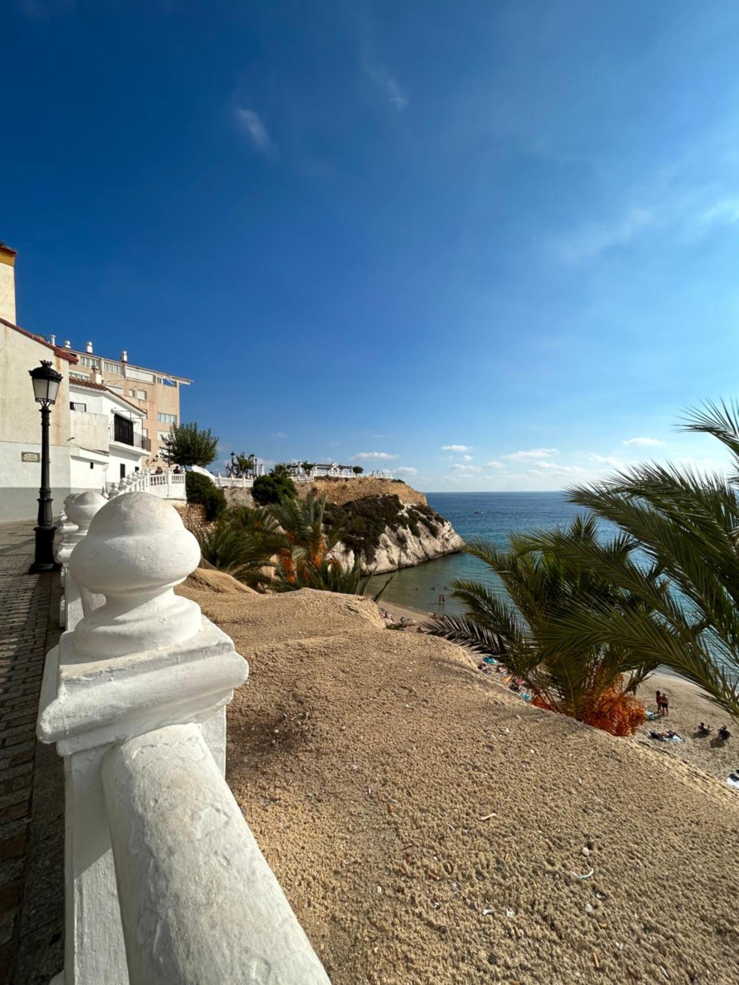 Private Apartment In The Old Town "Center&Beach" بينايدورم المظهر الخارجي الصورة